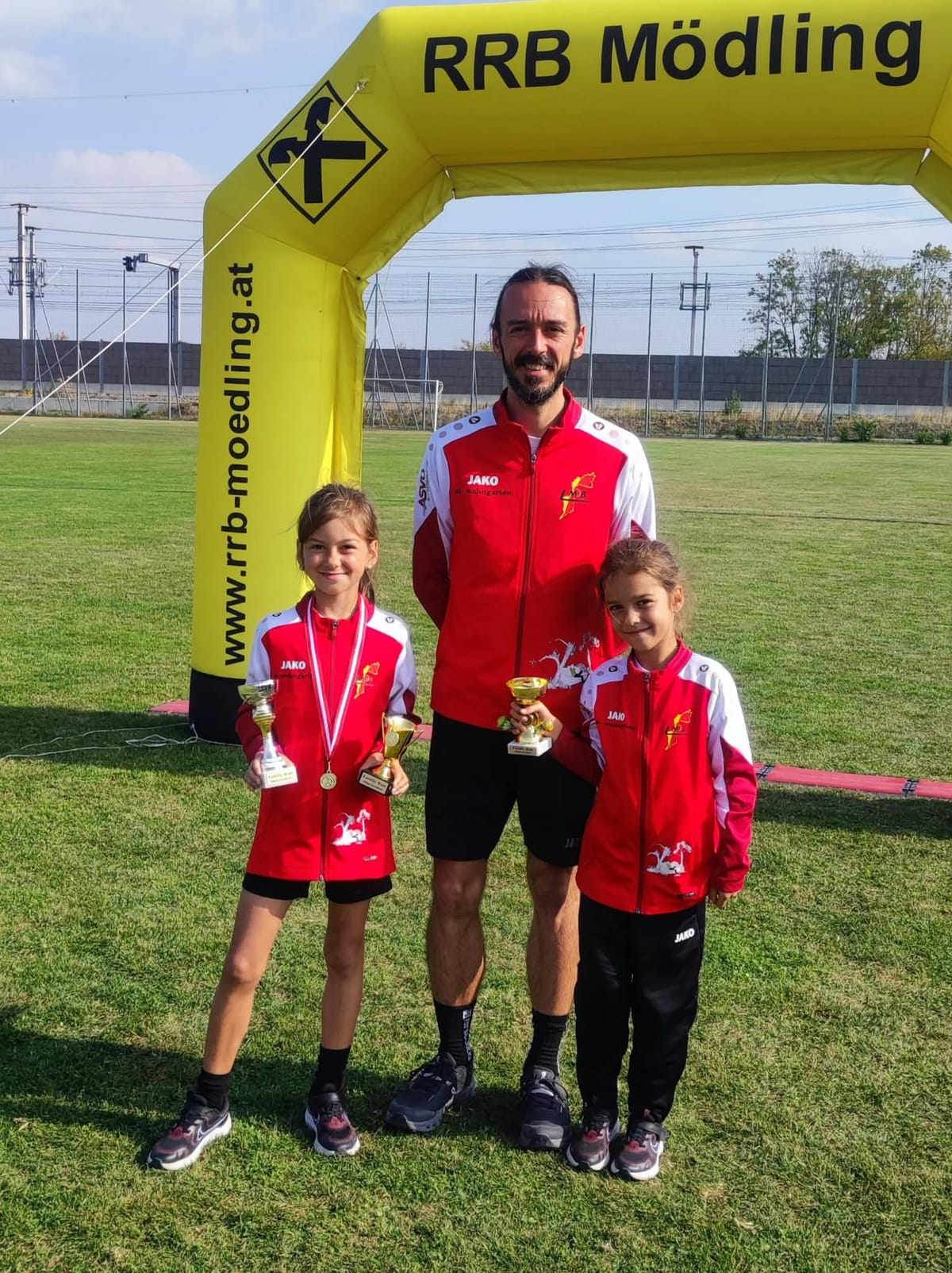 LMB-Familie Friedl überzeugt beim 10. Münchendorfer Family Run