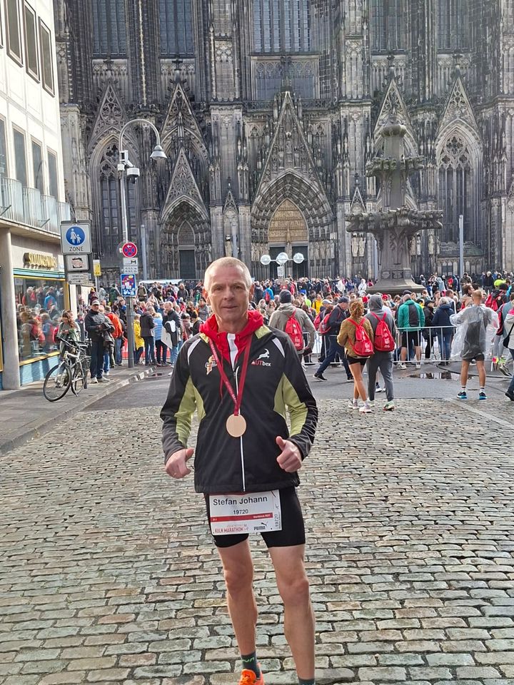 Starker Auftritt von LMB-Athlet Stefan Pendl beim Köln-Halbmarathon